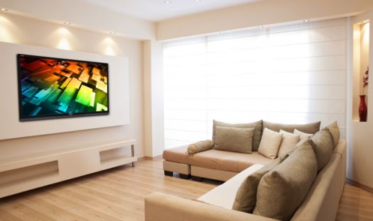 LC-70LE732U-Lifestyle-650.jpg