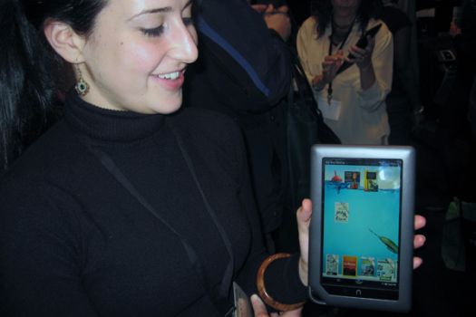 NOOKcolor-LIVE-WEB_1.jpg