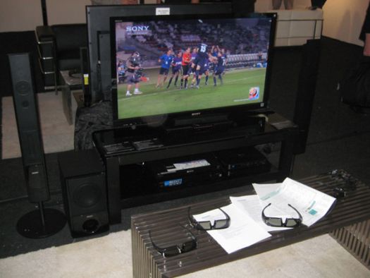 Saony BRAVIA 3D TV at CEA Line Shows