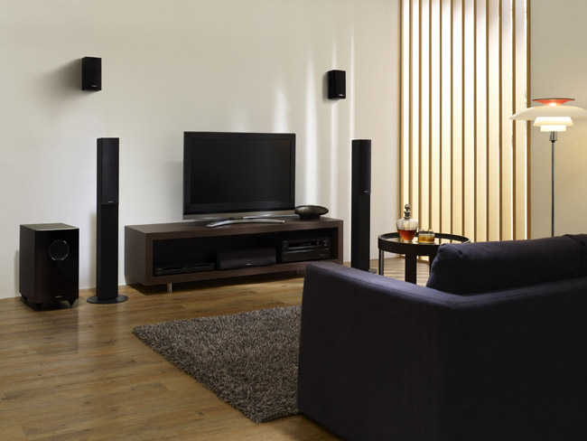 Onkyo-HTS7500-lifestyle.jpg