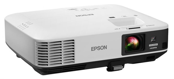 Epson_Home_Cinema_1440_Right_Angle-800.jpg