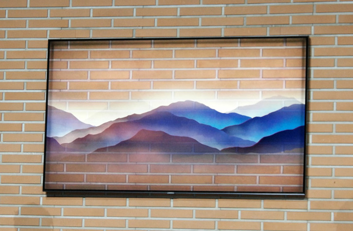 SAM_5876-ambient-mode-with-art.jpg