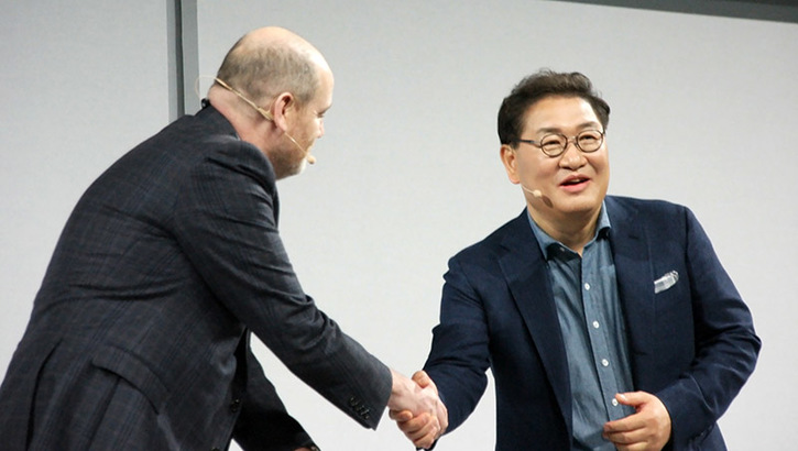 SAM_5936-NY-Times-Samsung-Partnership.jpg